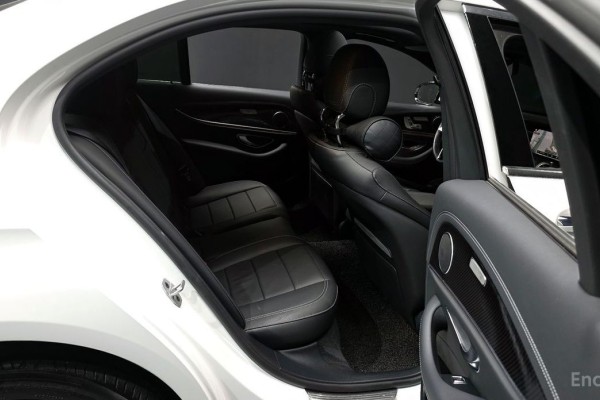 2021 Mercedes-Benz E-Класс с пробегом 52 427 км