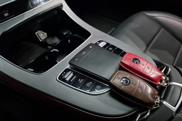 2022 Mercedes-Benz E-Класс с пробегом 45 978 км