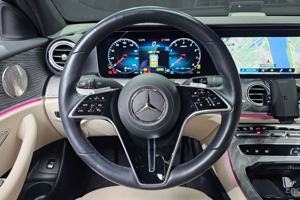 2022 Mercedes-Benz E-Класс с пробегом 40 269 км