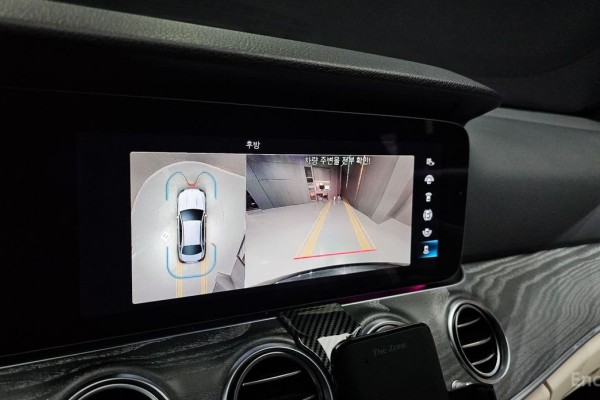 2022 Mercedes-Benz E-Класс с пробегом 40 269 км