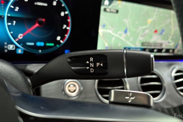 2022 Mercedes-Benz E-Класс с пробегом 62 402 км