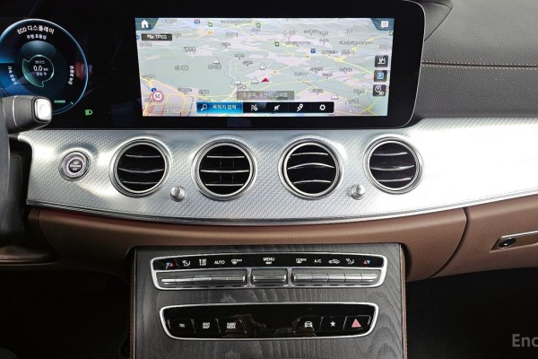 2021 Mercedes-Benz E-Класс с пробегом 96 147 км