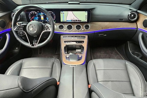 2022 Mercedes-Benz E-Класс с пробегом 41 562 км