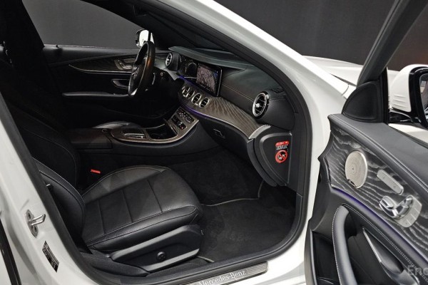 2022 Mercedes-Benz E-Класс с пробегом 46 119 км