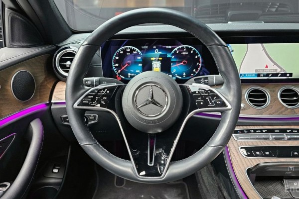 2022 Mercedes-Benz E-Класс с пробегом 41 562 км