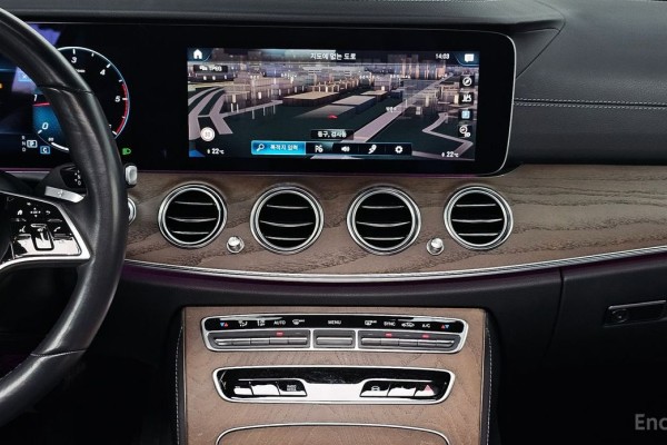 2022 Mercedes-Benz E-Класс с пробегом 83 682 км