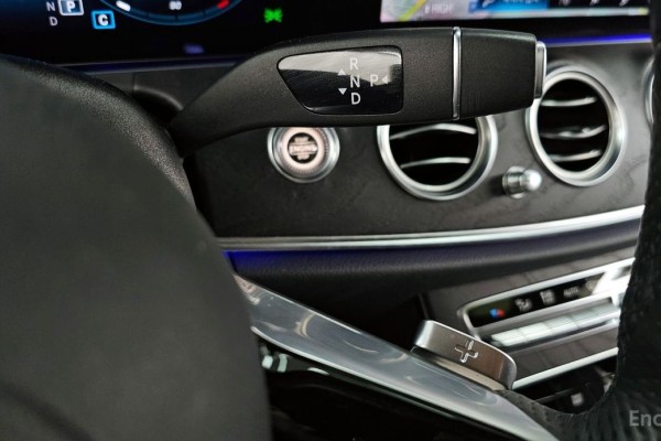 2021 Mercedes-Benz E-Класс с пробегом 46 259 км