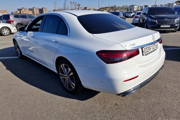 2022 Mercedes-Benz E-Класс с пробегом 70 108 км