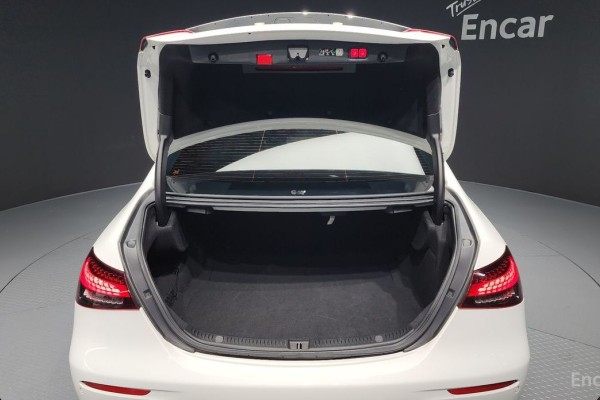 2022 Mercedes-Benz E-Класс с пробегом 51 135 км