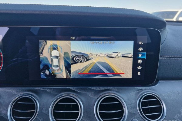 2022 Mercedes-Benz E-Класс с пробегом 70 108 км