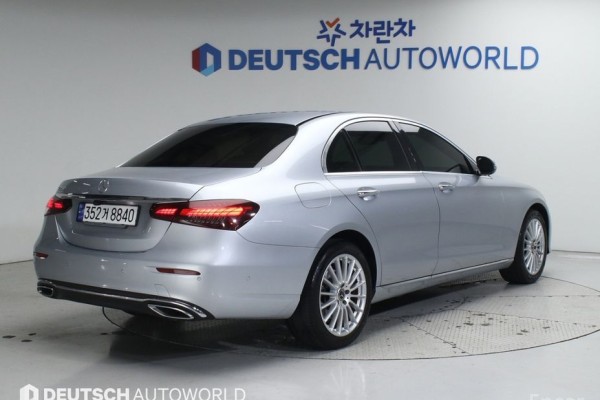 2021 Mercedes-Benz E-Класс с пробегом 74 511 км