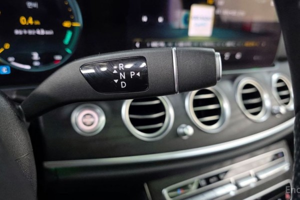 2022 Mercedes-Benz E-Класс с пробегом 73 554 км