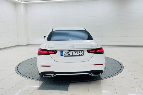 2021 Mercedes-Benz E-Класс с пробегом 45 054 км