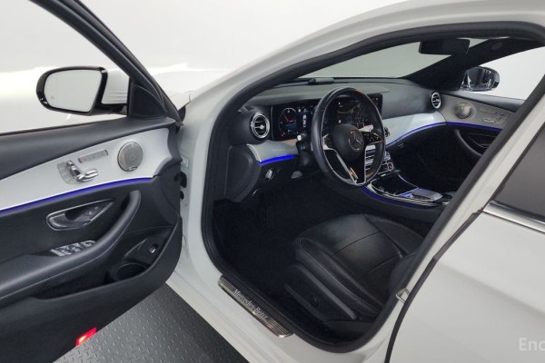 2021 Mercedes-Benz E-Класс с пробегом 51 815 км