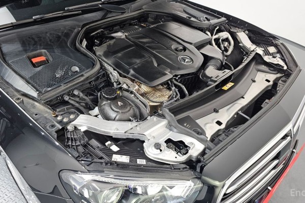 2021 Mercedes-Benz E-Класс с пробегом 45 664 км