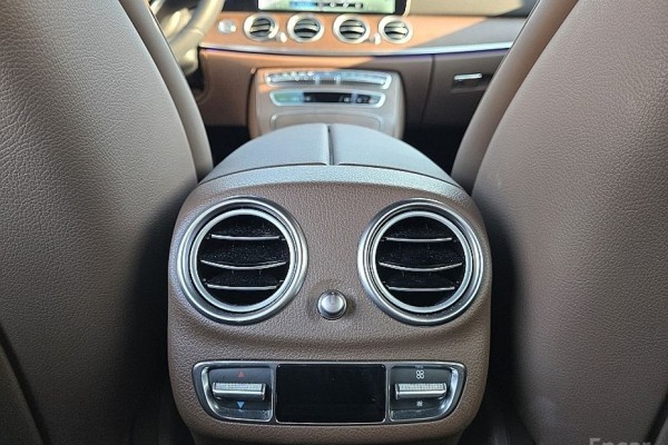 2022 Mercedes-Benz E-Класс с пробегом 49 695 км