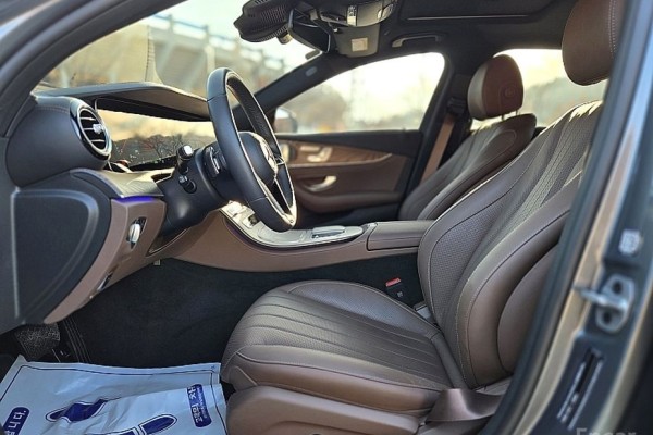 2022 Mercedes-Benz E-Класс с пробегом 49 695 км