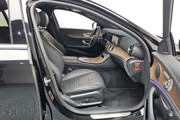 2021 Mercedes-Benz E-Класс с пробегом 45 664 км