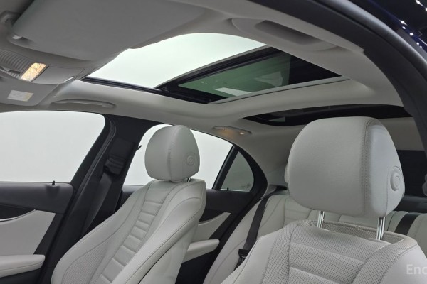 2022 Mercedes-Benz E-Класс с пробегом 43 092 км