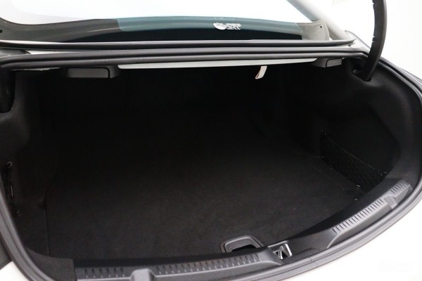 2021 Mercedes-Benz E-Класс с пробегом 68 712 км