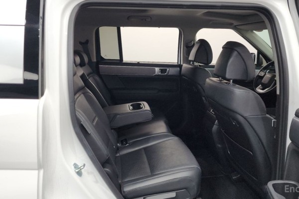 2023 Hyundai Santa Fe с пробегом 53 307 км