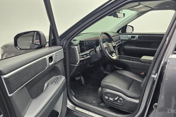 2023 Hyundai Santa Fe с пробегом 33 409 км