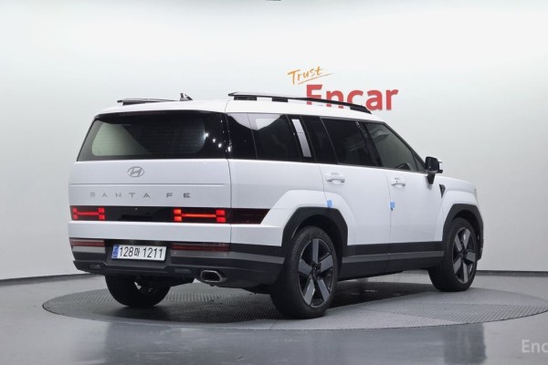 2024 Hyundai Santa Fe с пробегом 24 283 км