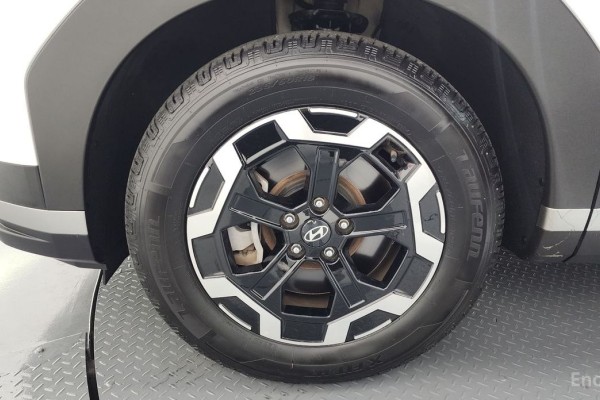 2023 Hyundai Santa Fe с пробегом 39 439 км