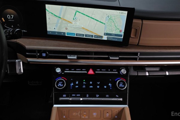 2023 Hyundai Santa Fe с пробегом 28 778 км