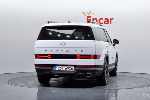 2023 Hyundai Santa Fe с пробегом 22 056 км