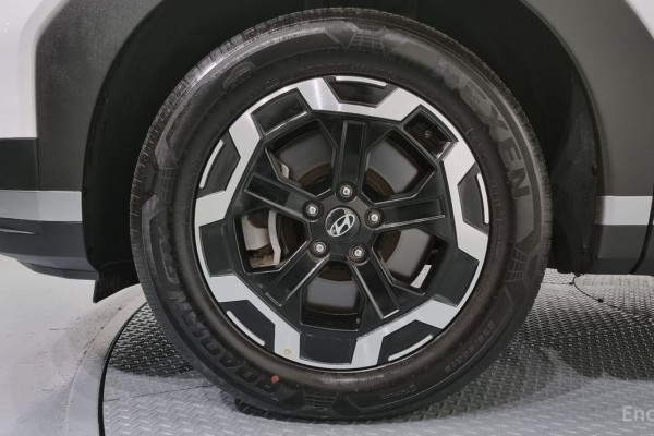 2023 Hyundai Santa Fe с пробегом 22 056 км