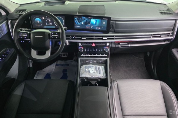 2025 Hyundai Santa Fe с пробегом 8 628 км