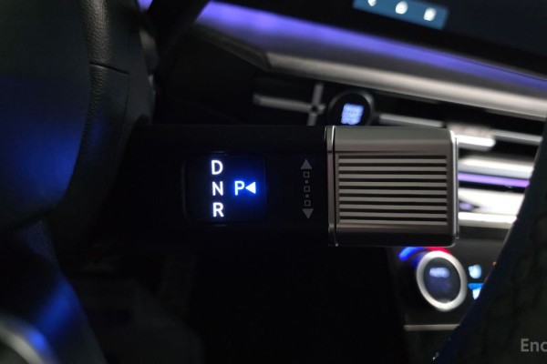 2025 Hyundai Santa Fe с пробегом 8 628 км