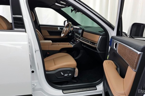 2024 Hyundai Santa Fe с пробегом 8 123 км