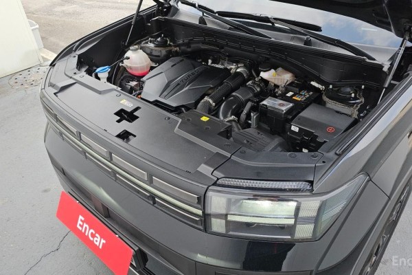 2024 Hyundai Santa Fe с пробегом 14 959 км