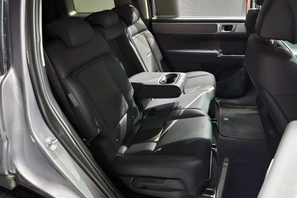 2023 Hyundai Santa Fe с пробегом 17 362 км