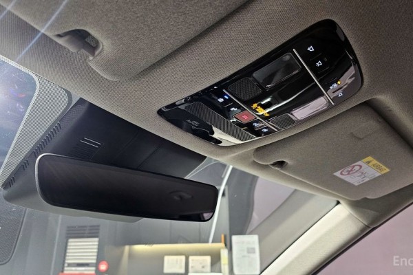 2023 Hyundai Santa Fe с пробегом 17 362 км