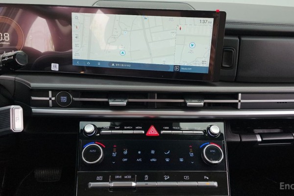 2024 Hyundai Santa Fe с пробегом 14 959 км