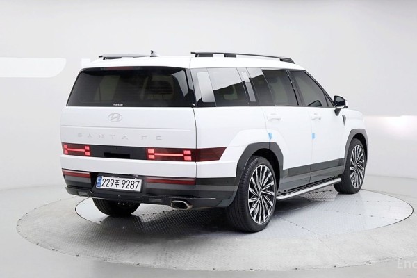 2023 Hyundai Santa Fe с пробегом 23 425 км