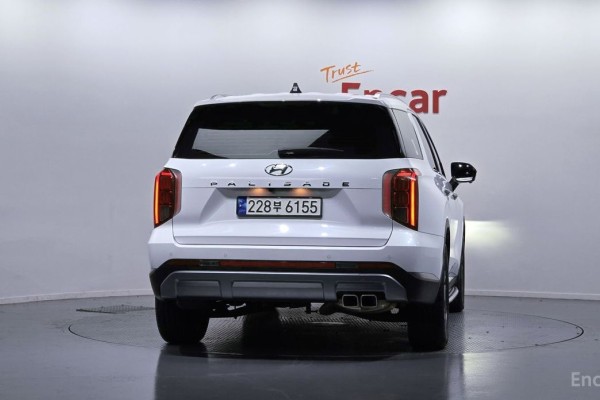 2023 Hyundai Palisade с пробегом 14 989 км