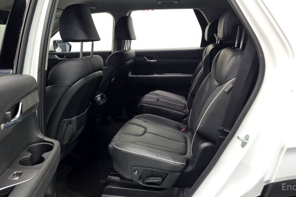 2023 Hyundai Palisade с пробегом 14 989 км