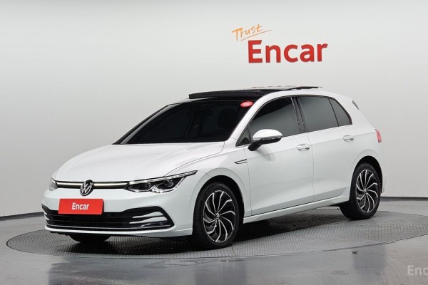 2022 Volkswagen Golf с пробегом 19 408 км