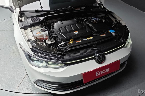 2022 Volkswagen Golf с пробегом 106 219 км