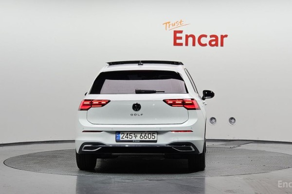 2022 Volkswagen Golf с пробегом 19 408 км