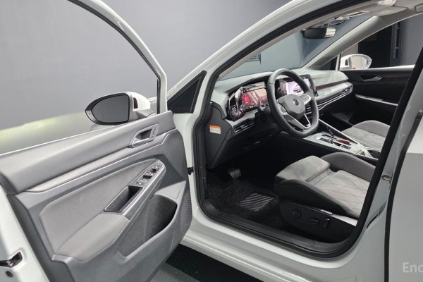 2022 Volkswagen Golf с пробегом 106 219 км