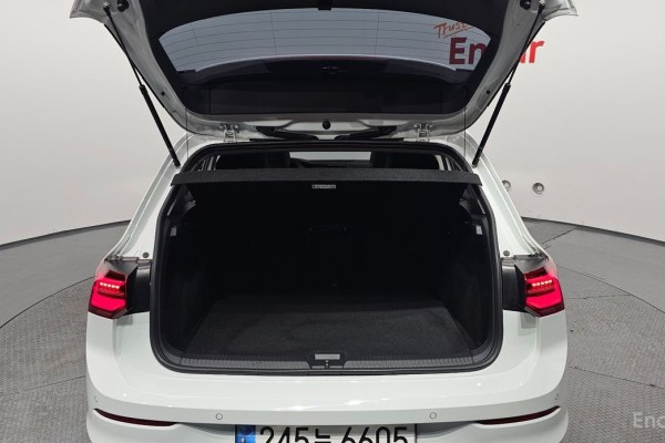 2022 Volkswagen Golf с пробегом 19 408 км