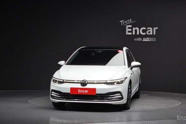 2022 Volkswagen Golf с пробегом 33 389 км