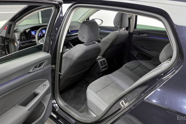 2022 Volkswagen Golf с пробегом 63 454 км