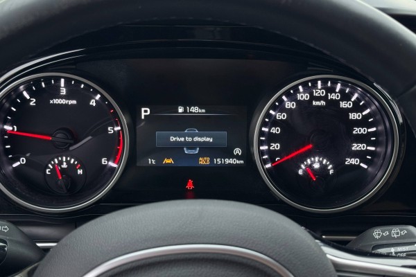 2021 Kia Carnival с пробегом 151 401 км