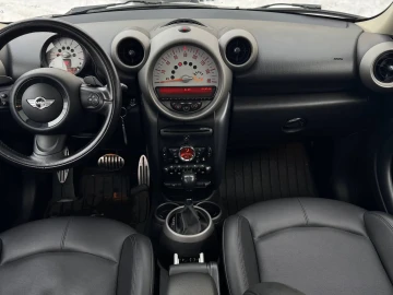 2011 Mini Countryman с пробегом 140 000 км